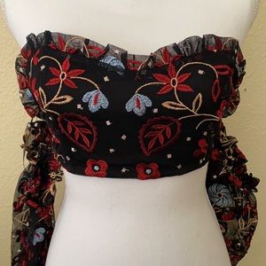 Forever 21 Women’s Off-Shoulder Crop Top Size L